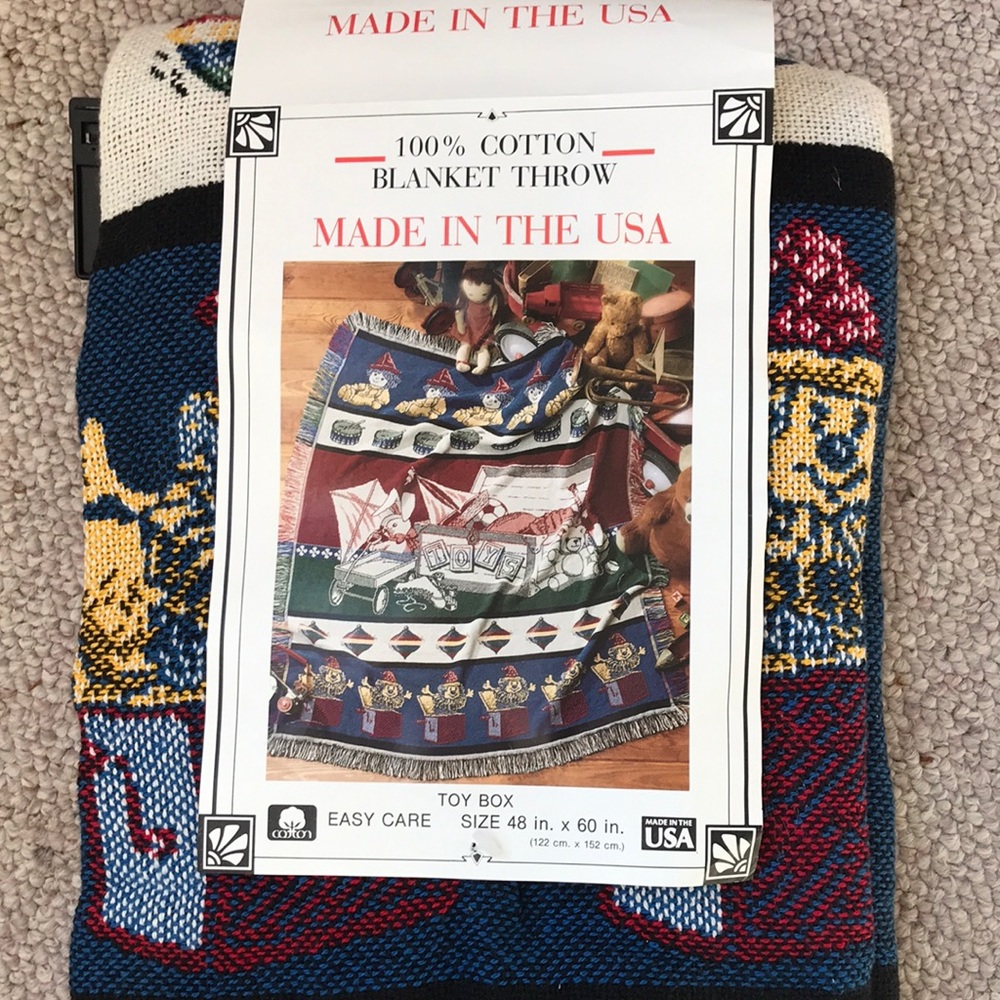 NWT TOY BOX cotton throw 48” X 60”